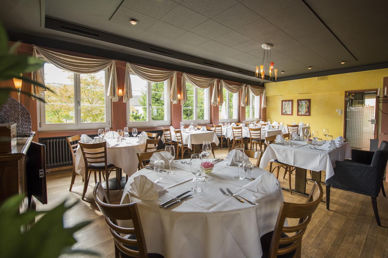 Hotel Restaurant Neuhaus Hertenstein Esterno foto