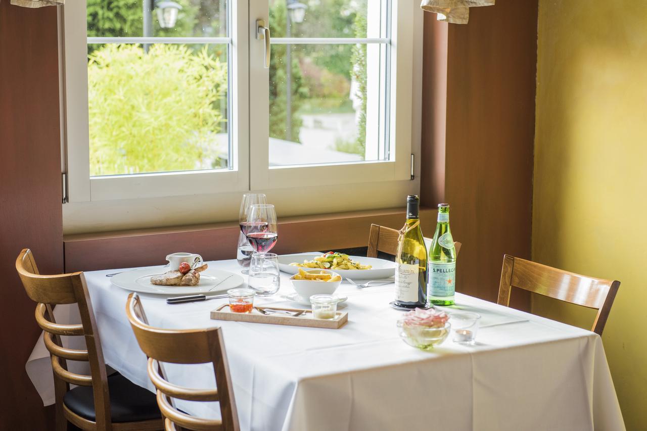Hotel Restaurant Neuhaus Hertenstein Esterno foto